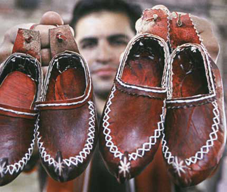 چاروق به شرط چاقو