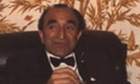 ... از نمايش د&zwnj;موكراسي