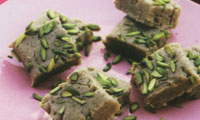 حلواي گردوئي 