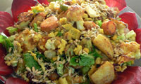 سالاد مرغ و آووکادو