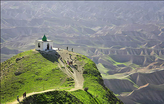 چه سبز بود دره من