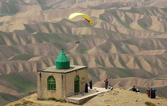 چه سبز بود دره من