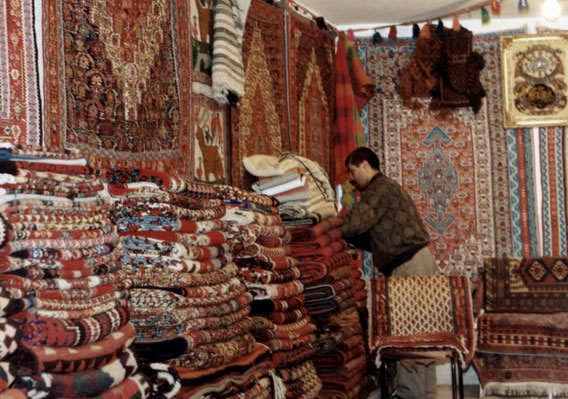 روشنای تاریکه بازار