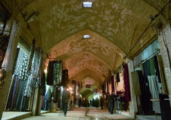 روشنای تاریکه بازار