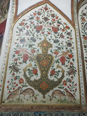      بررسی سیر هنر دیوارنگاری در امامزاده های اصفهان از صفویه تا قاجار(با تکیه بر دیوارنگاره های امامزادگان شاه زید، میرحمزه، هارون ولایت )