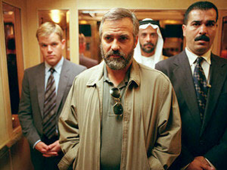 مردم در ریگ روان