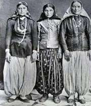 پوشاک زنان در دوره ی قاجار