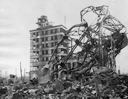 نقش دانشمندان یهودی در کشف بمب اتم