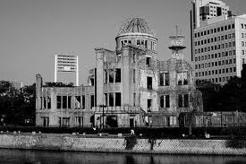 نقش دانشمندان یهودی در کشف بمب اتم