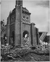 نقش دانشمندان یهودی در کشف بمب اتم