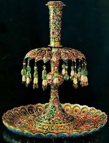  گنجینه جواهر ایران را ببینید