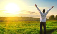 زیستن در زمانِ اکنون زیستن در زمانِ اکنون