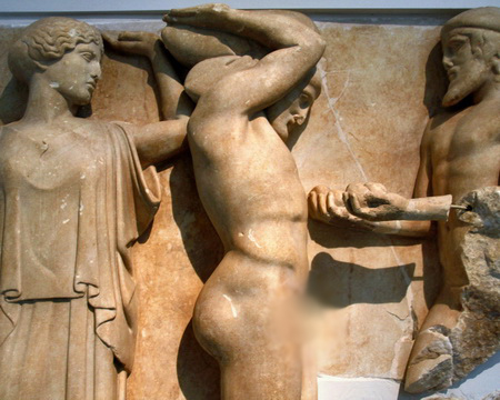  مجسمه‌ی زئوس در اولمپ