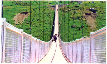  در دامنه‌های رویا