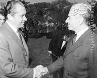 چرا شاه جمهوریخواهان را به دموکرات‌ها ترجیح می‌داد؟