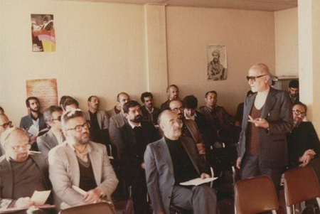 چه کسی منافقین را فرزند خود خواند؟ +سند